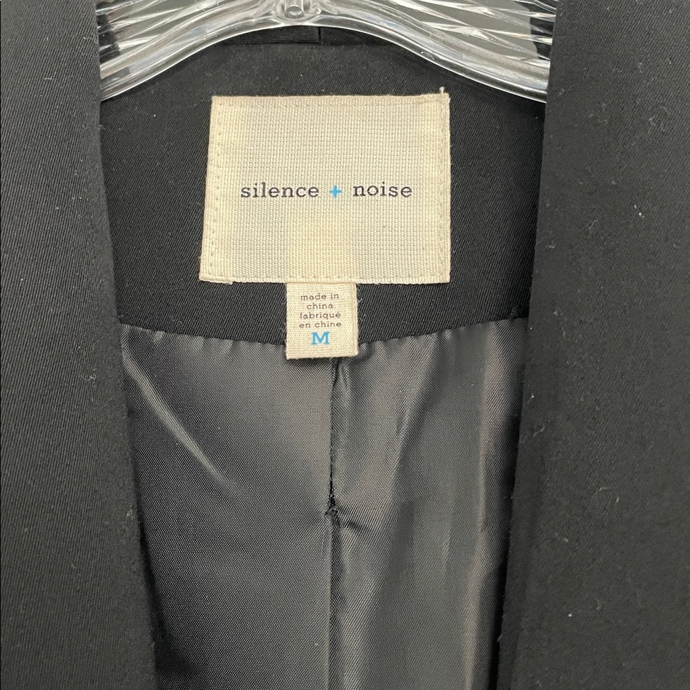 Silence + Noise Classic Black Blazer - Picture 6 of 7